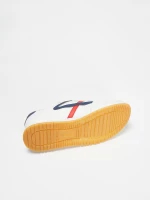 Полуботинки